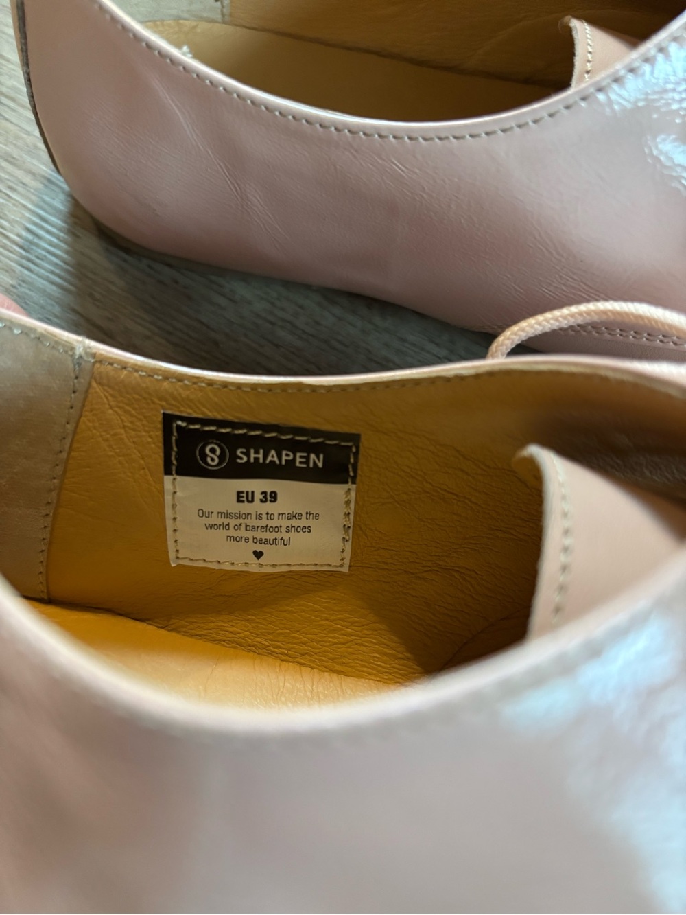 Women’s Blush Pink Lace-Up Leather Oxfords Barefoot Style - Picture 4 of 14